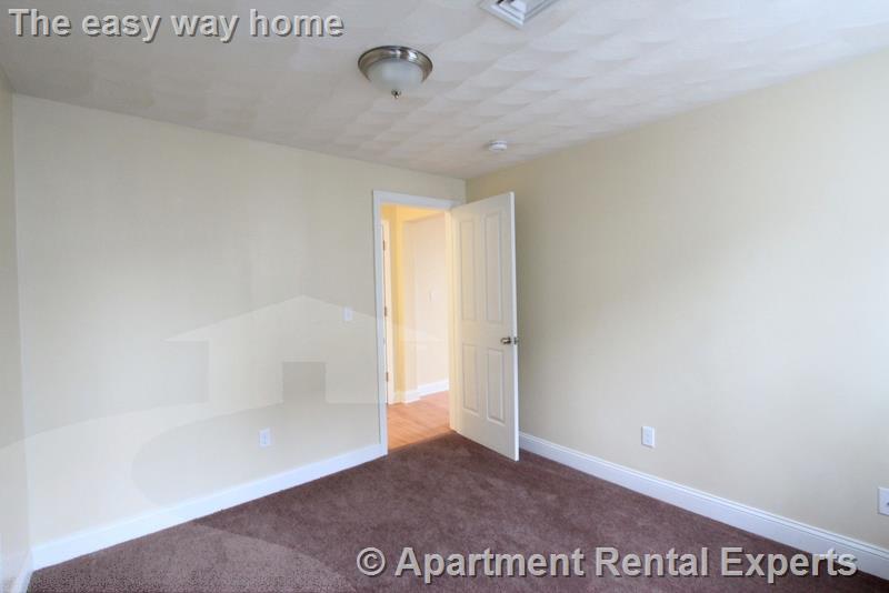 6 Douglass St, Central Square