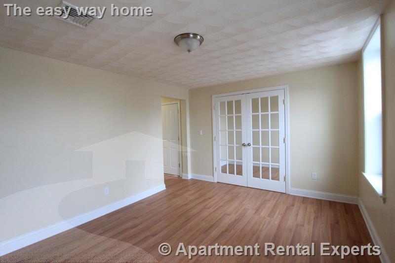 6 Douglass St, Central Square