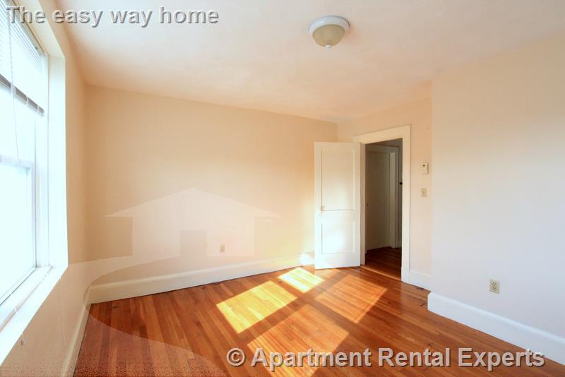 402 Highland Ave, Davis Square