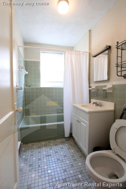 402 Highland Ave, Davis Square