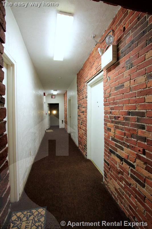 111 Walnut St, Winter Hill