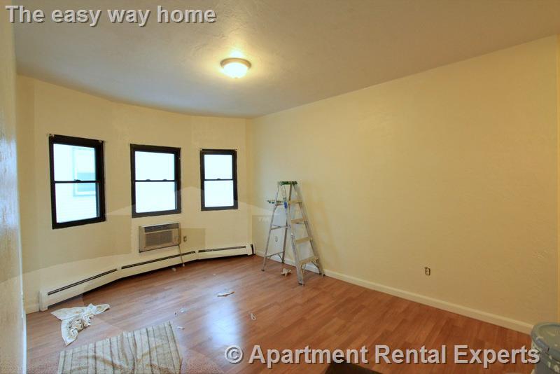 111 Walnut St, Winter Hill