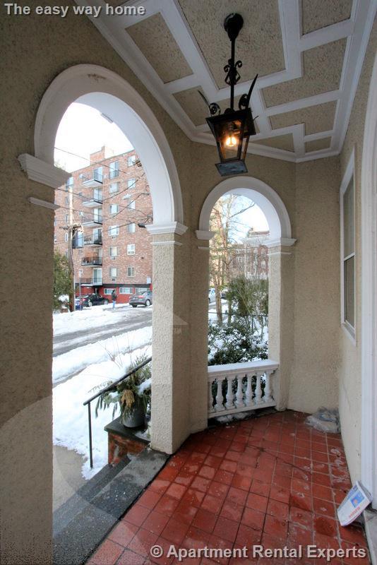 65 Langdon St, Harvard Square