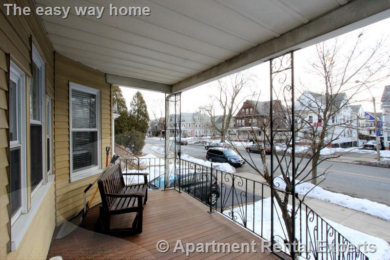 129 Powderhouse Blvd, Davis Square