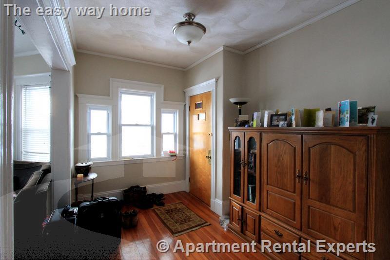 129 Powderhouse Blvd, Davis Square