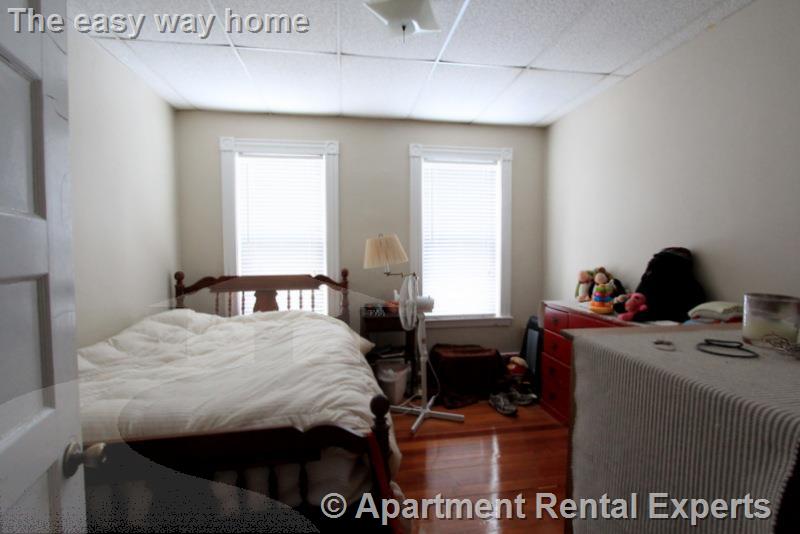 129 Powderhouse Blvd, Davis Square