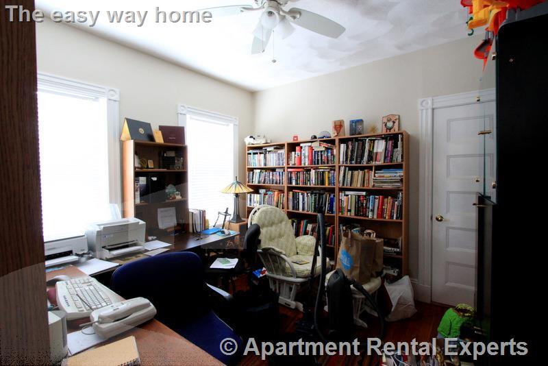 129 Powderhouse Blvd, Davis Square