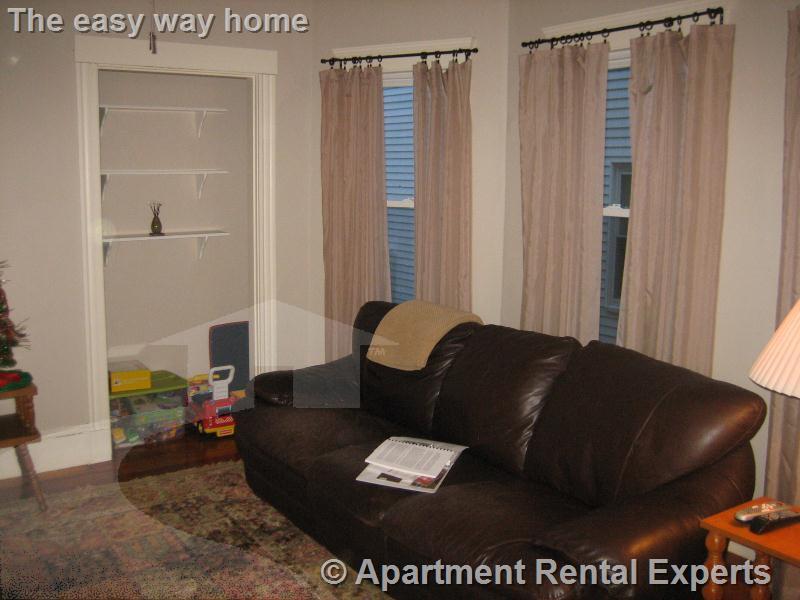 27 Packard Ave, Tufts