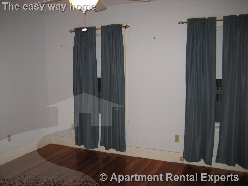 27 Packard Ave, Tufts