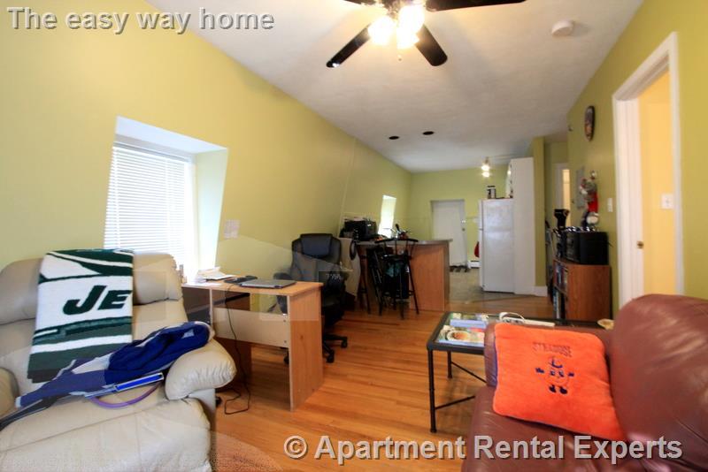 17 Howe St, Winter Hill