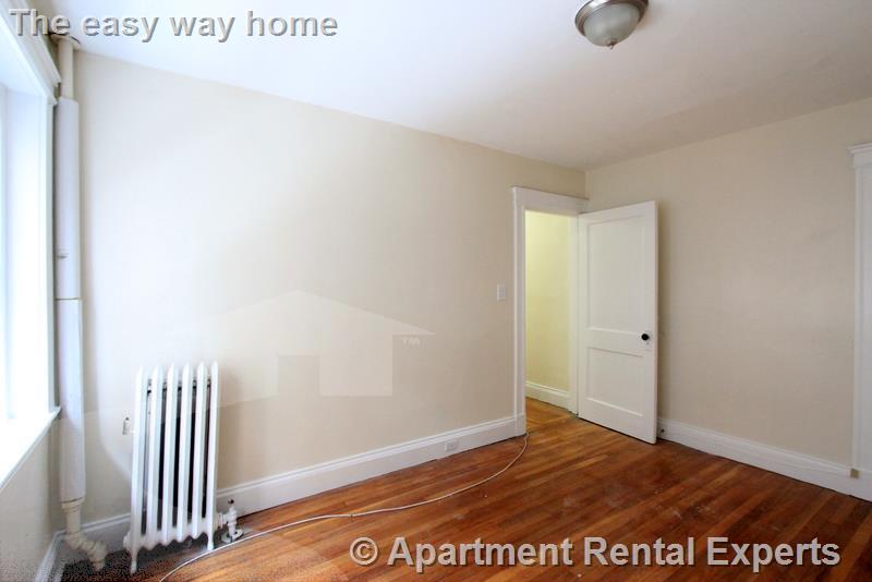 107 Summer St, Malden Center