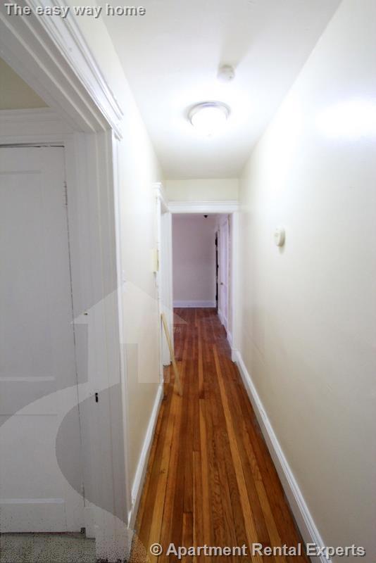 107 Summer St, Malden Center