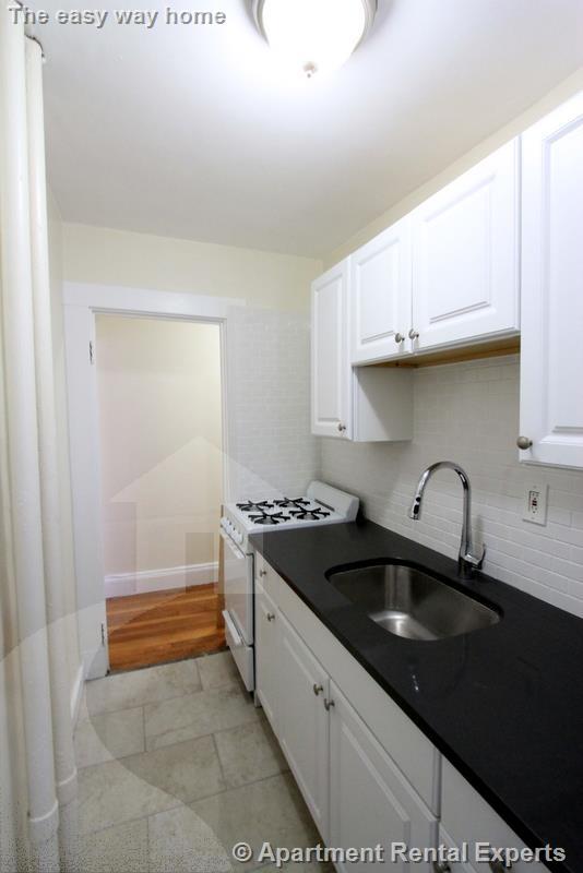 107 Summer St, Malden Center