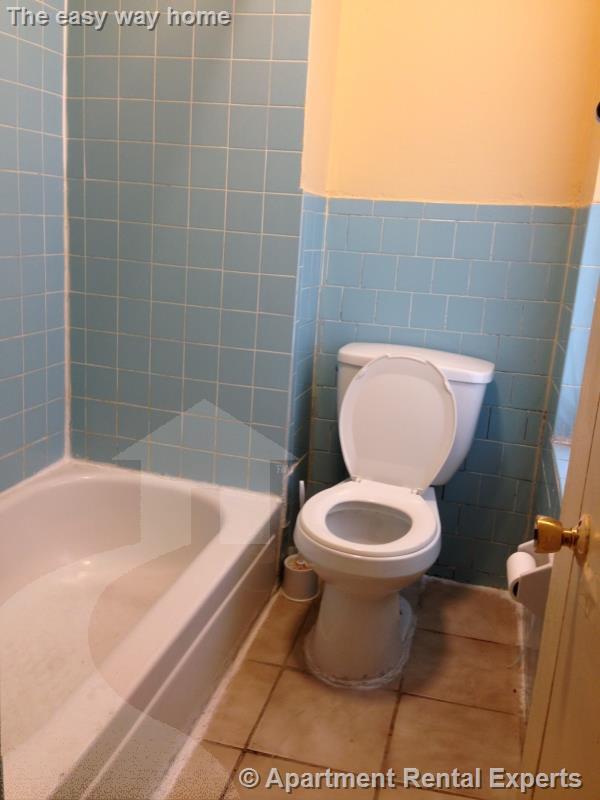 196 Broadway, Winter Hill