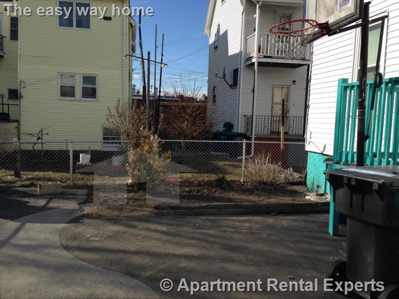 196 Broadway, Winter Hill