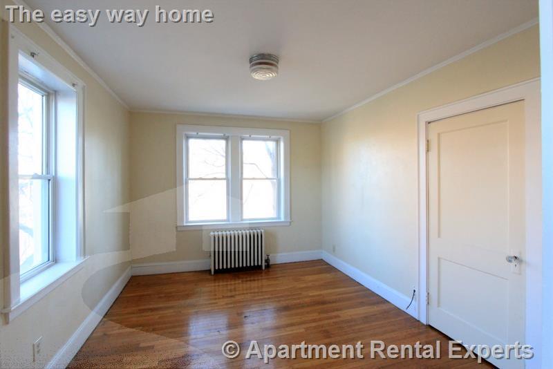 4 Cogswell Ave, Porter Square