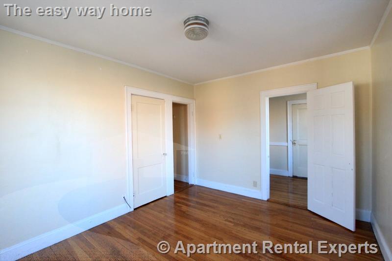 4 Cogswell Ave, Porter Square