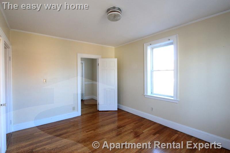 4 Cogswell Ave, Porter Square