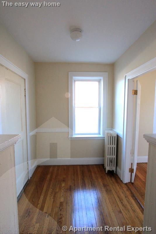 4 Cogswell Ave, Porter Square