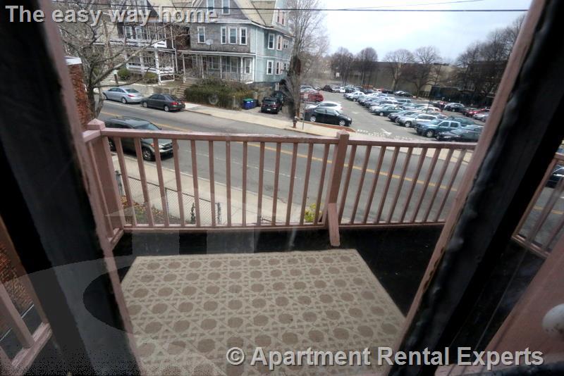 190-192 Holland St, Davis Square