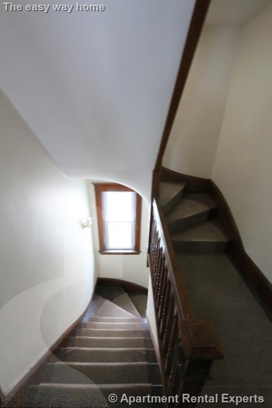 176 Powderhouse Blvd, Teele Square