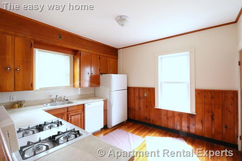 176 Powderhouse Blvd, Teele Square