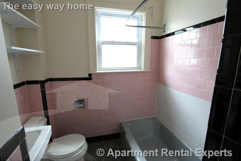 176 Powderhouse Blvd, Teele Square