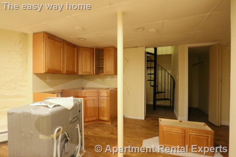 10 Garrison Ave, Teele Square