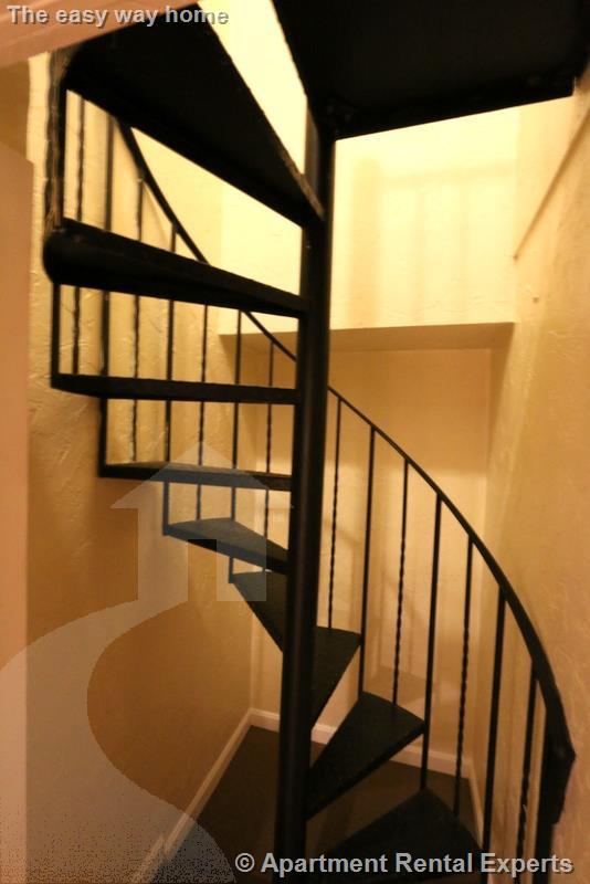 10 Garrison Ave, Teele Square