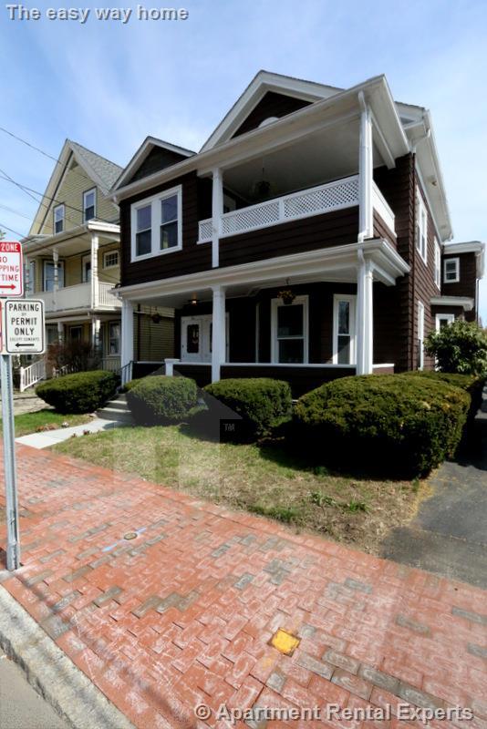 10 Meacham Rd, Davis Square