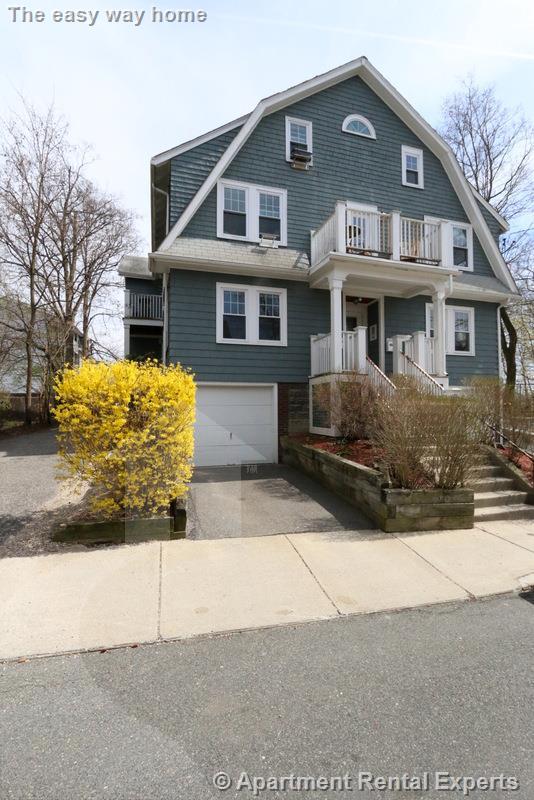 23 Lowell St, Porter Square