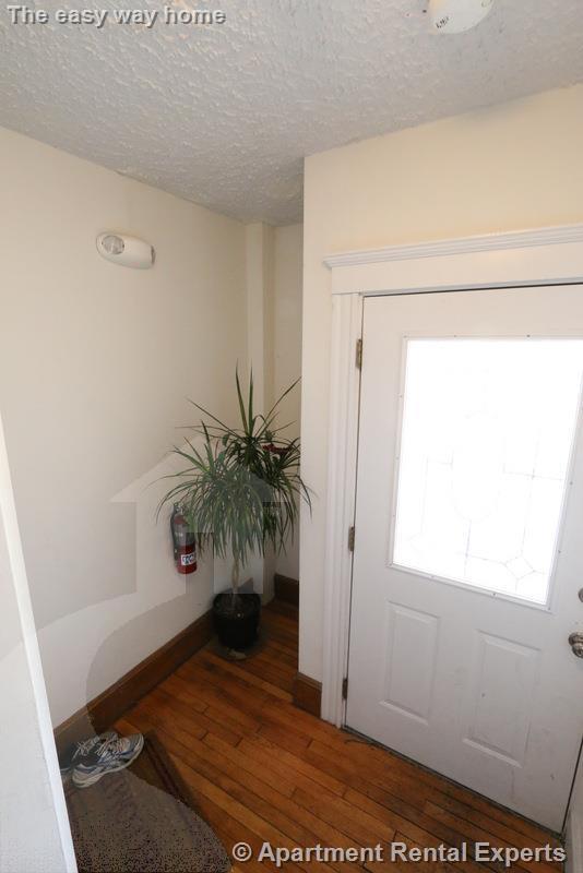 23 Lowell St, Porter Square