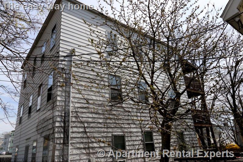 9 Gould Ave, Porter Square