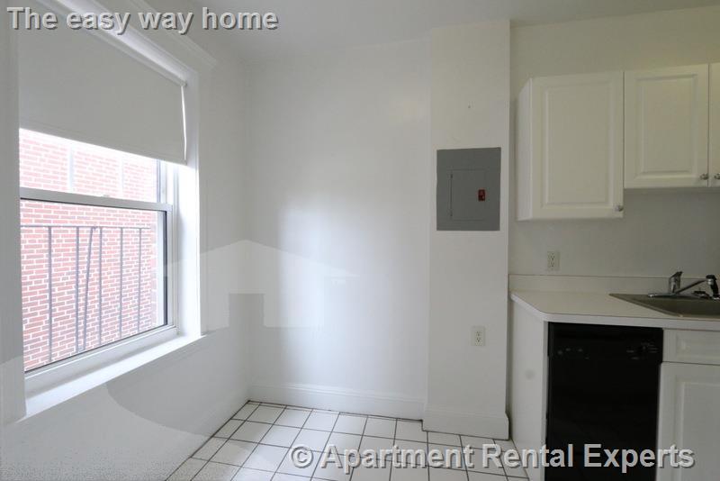 24 Chauncy St, Harvard Square