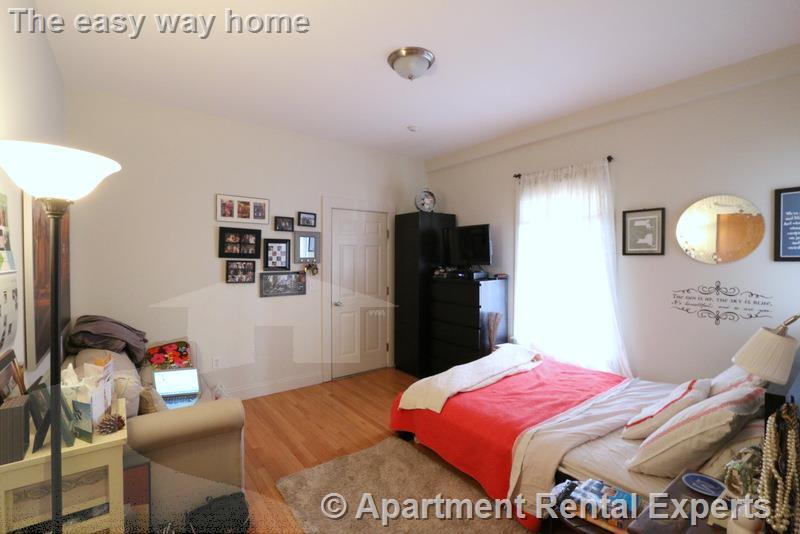 220 Banks St, Riverside