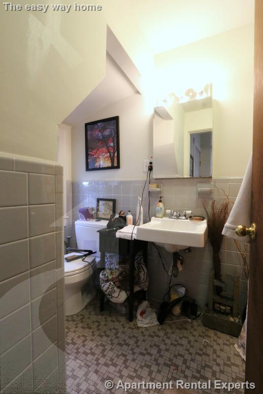 220 Banks St, Riverside