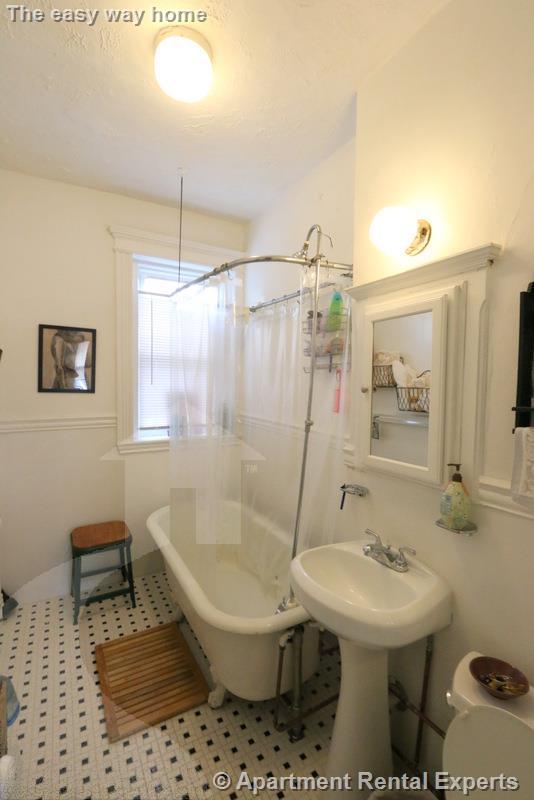 74 Kirkland St, Harvard Square