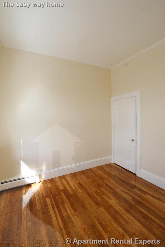 55 Adams St, Winter Hill