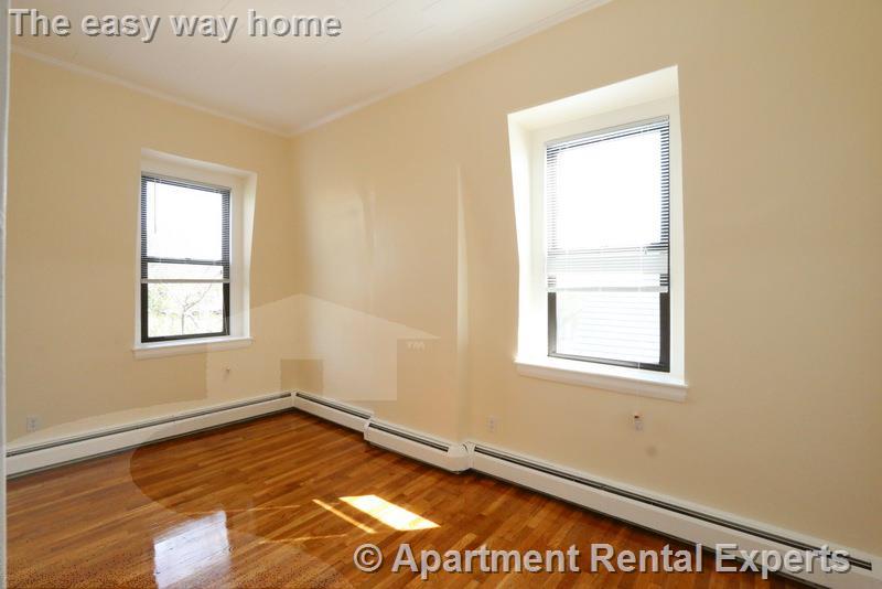 55 Adams St, Winter Hill