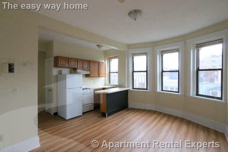 77 Hancock St, Central Square