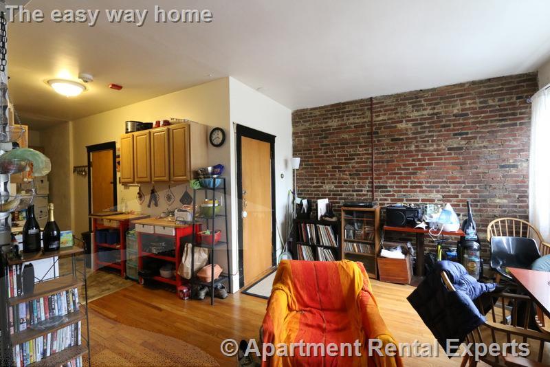 210 Massachusetts Ave, East Arlington