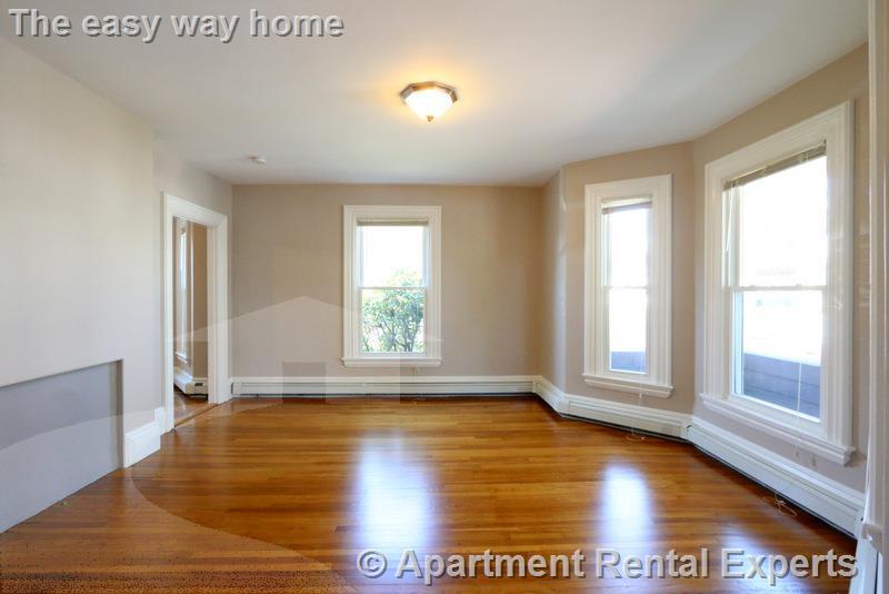 8 Meacham Rd, Davis Square