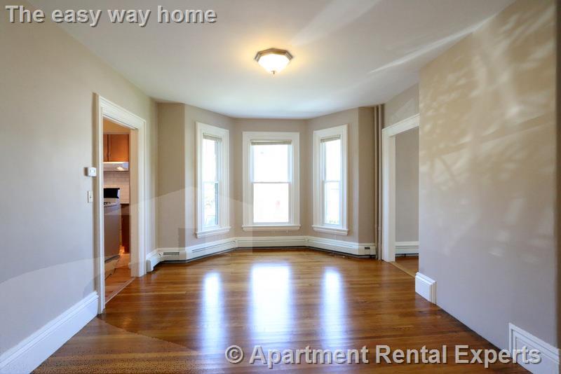 8 Meacham Rd, Davis Square