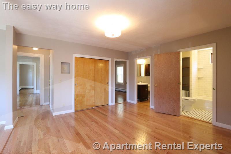 8 Meacham Rd, Davis Square