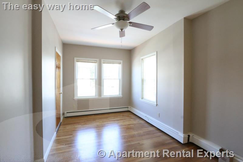 10 Meacham Rd, Davis Square