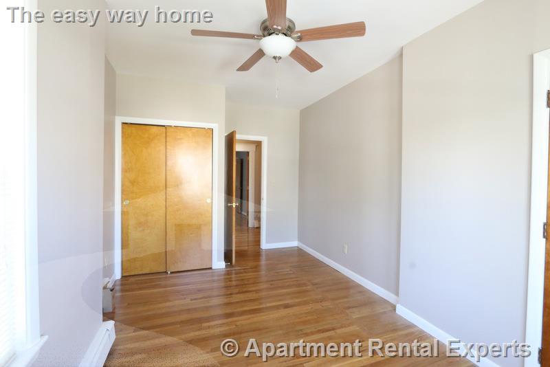 10 Meacham Rd, Davis Square