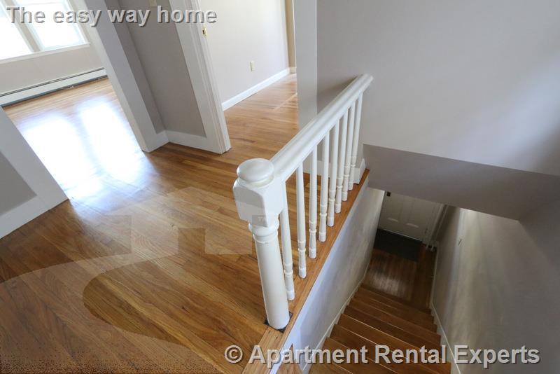 10 Meacham Rd, Davis Square