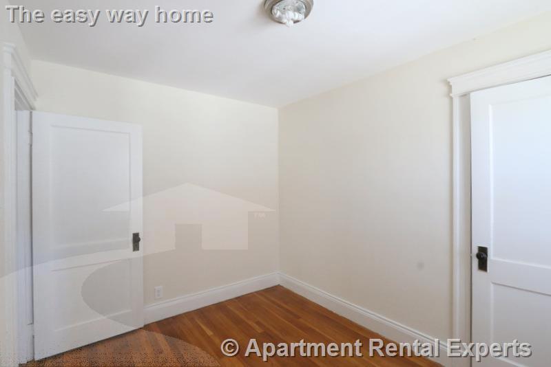 105 Summer St, Malden Center