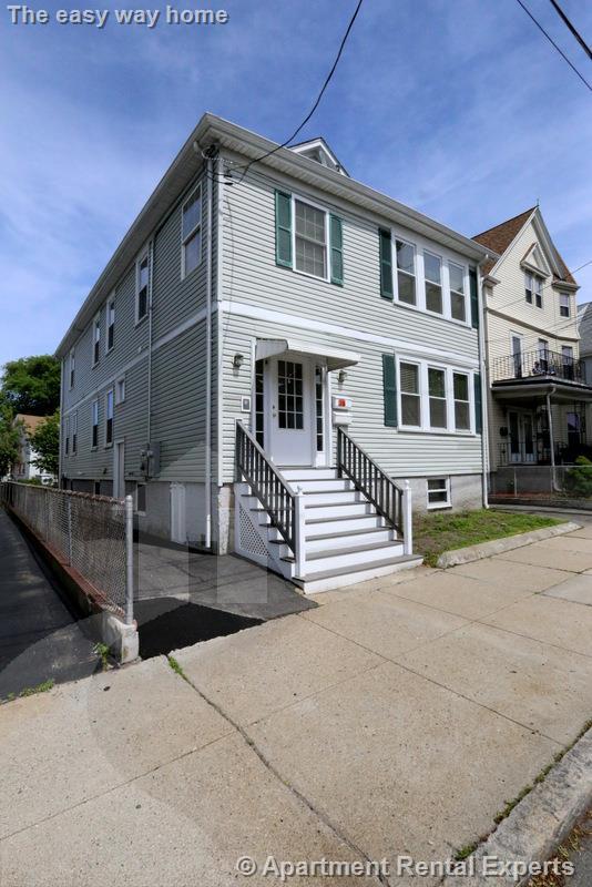 38-38A Medford St, Ball Square