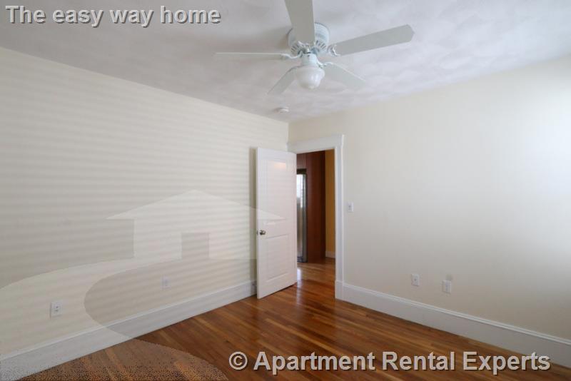 38-38A Medford St, Ball Square